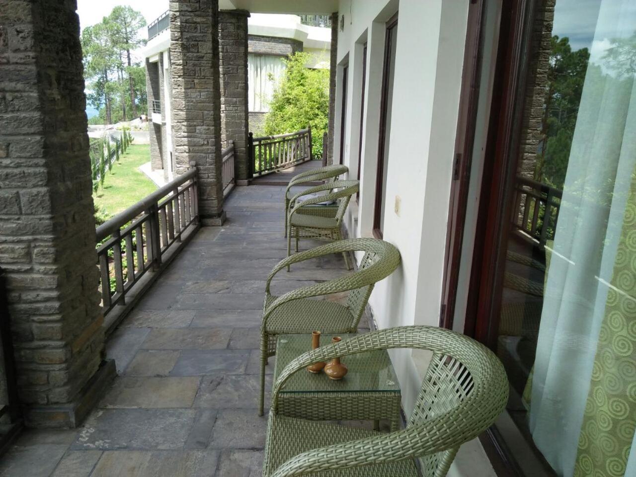 Imperial Heights Hotell Almora Exteriör bild