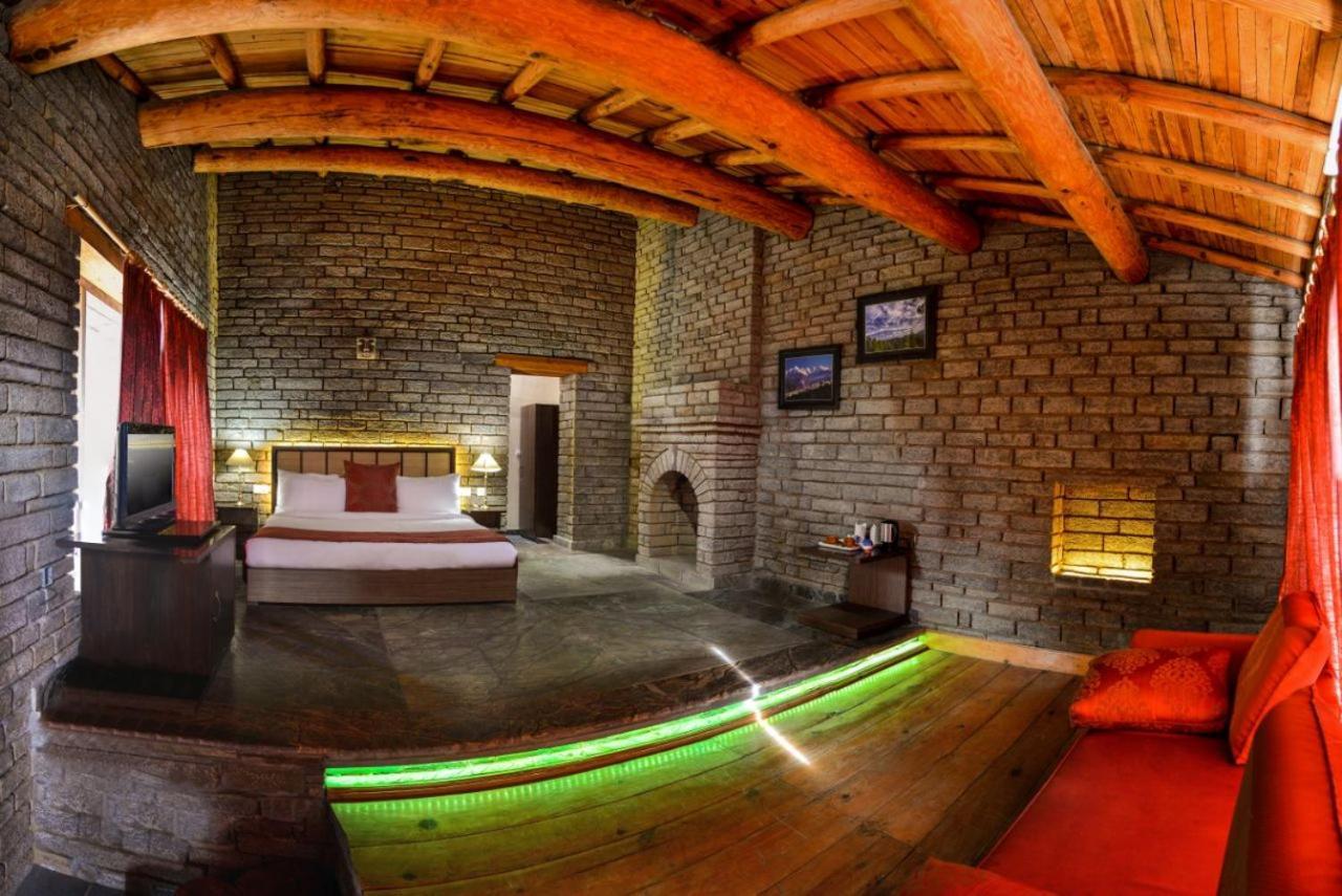 Imperial Heights Hotell Almora Exteriör bild